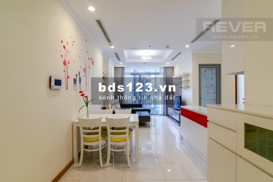 CẦN TIỀN BÁN GẤP CĂN HỘ VINHOMES CENTRAL PARK 2 PN- 4,2 TỶ- 82M2- NỘI THẤT FULL