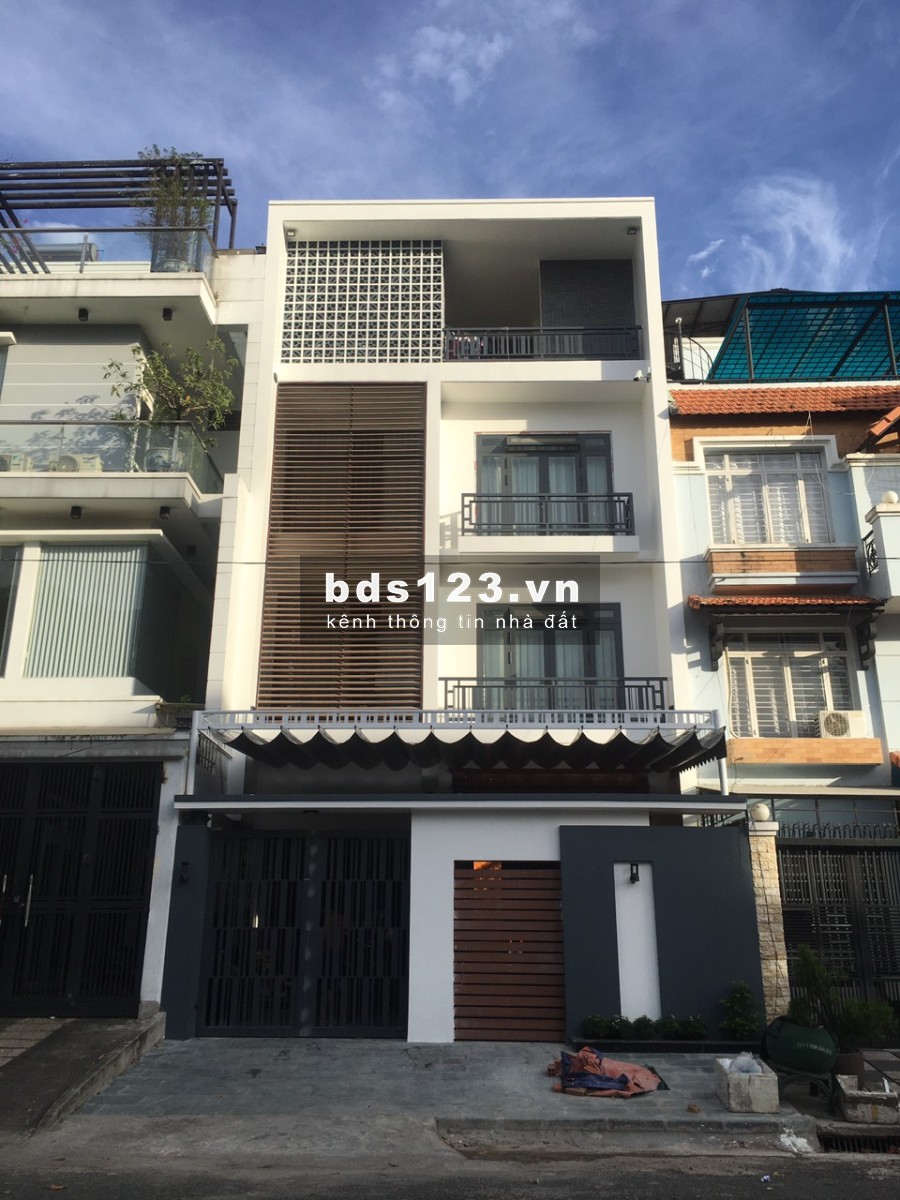 Mặt Tiền 7 x 25 _ Nhà 3 lầu KD Lê Trọng Tấn, Phường Sơn Kỳ