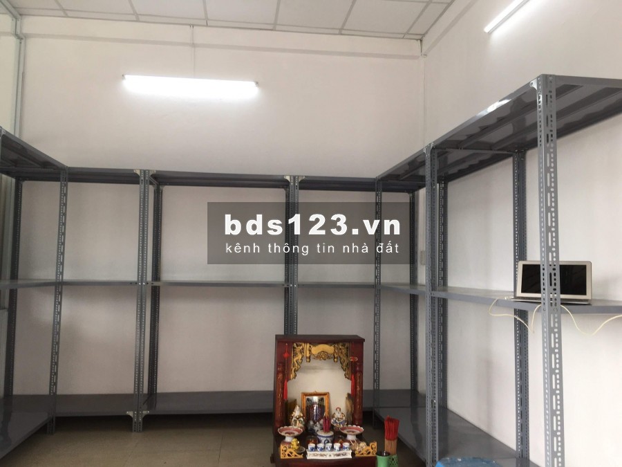 Cho thuê mặt bằng kinh doanh - văn phòng Tầng Trệt - 2 MT- QL22 - hẻm thông xe tải