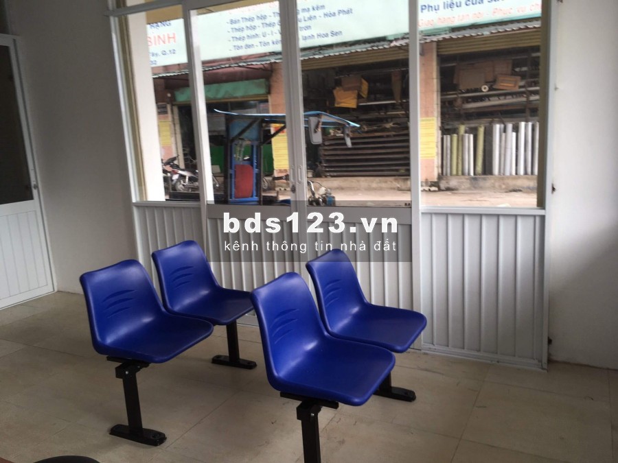Cho thuê mặt bằng kinh doanh - văn phòng Tầng Trệt - 2 MT- QL22 - hẻm thông xe tải