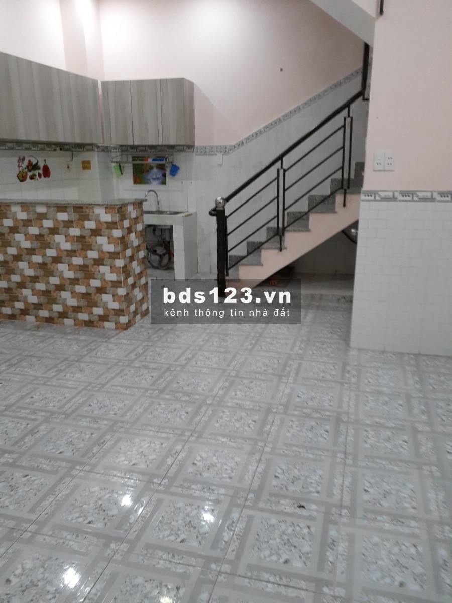 Cho thuê nhà nguyên căn 1 trệt 3 lầu Q.2