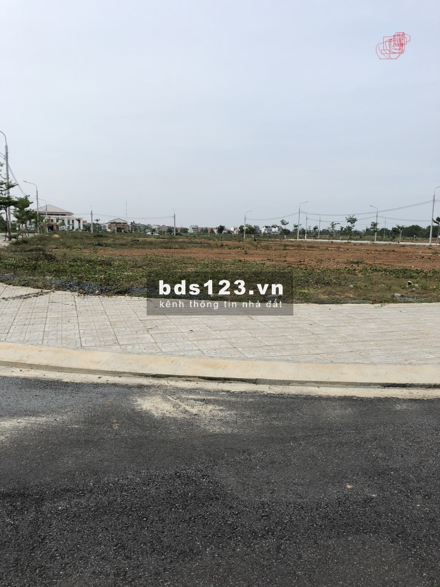 Đất nền Mặt tiền Quốc Lộ H.Núi thành Giá chỉ 100tr/lô