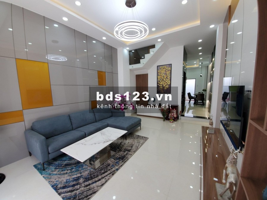 Nhà Lê Trọng Tấn, Bình Tân 4*14m nở hậu, 3 lầu, đường 7m không lộ giới, giá 3,199 tỷ