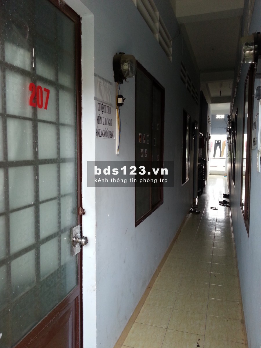 Phòng trọ 16m2 kế bến xe Miền Tây & BV Triều An