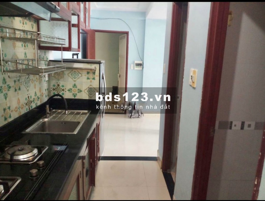 Cho thuê căn hộ có nội thất C/C Hòa Bình 60m2 2pn tại 3/2 P14 Q10 giá 8,5tr/th