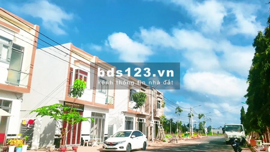Nền ngoại giao chủ đầu tư 80M2 – Sổ hồng . Lộ giới 12M