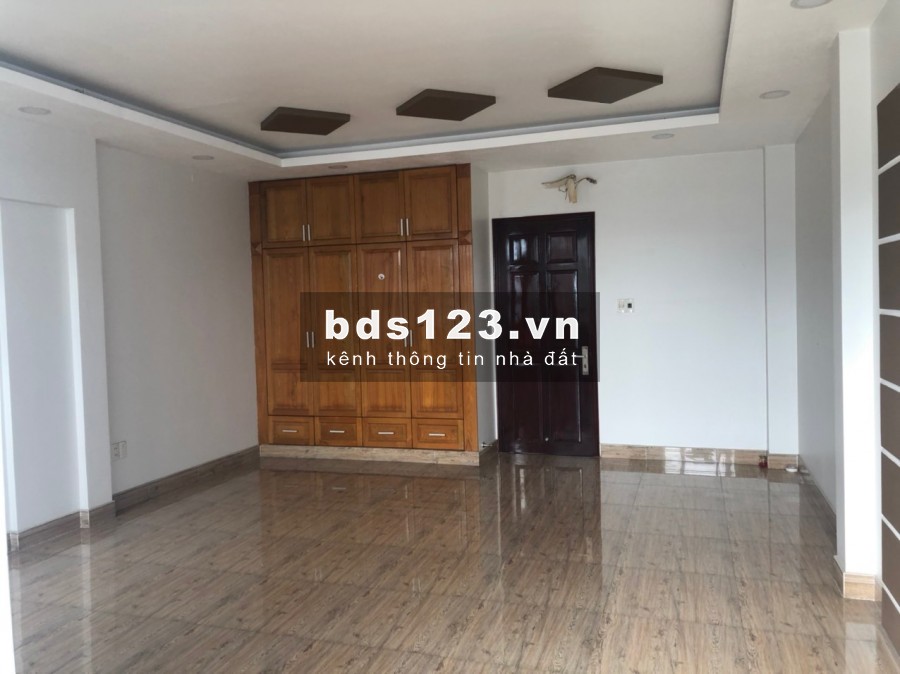 bán gấp nhà mặt tiền đường dc9 giao bình long 80m2 giá 7,8 tỷ tân phú.