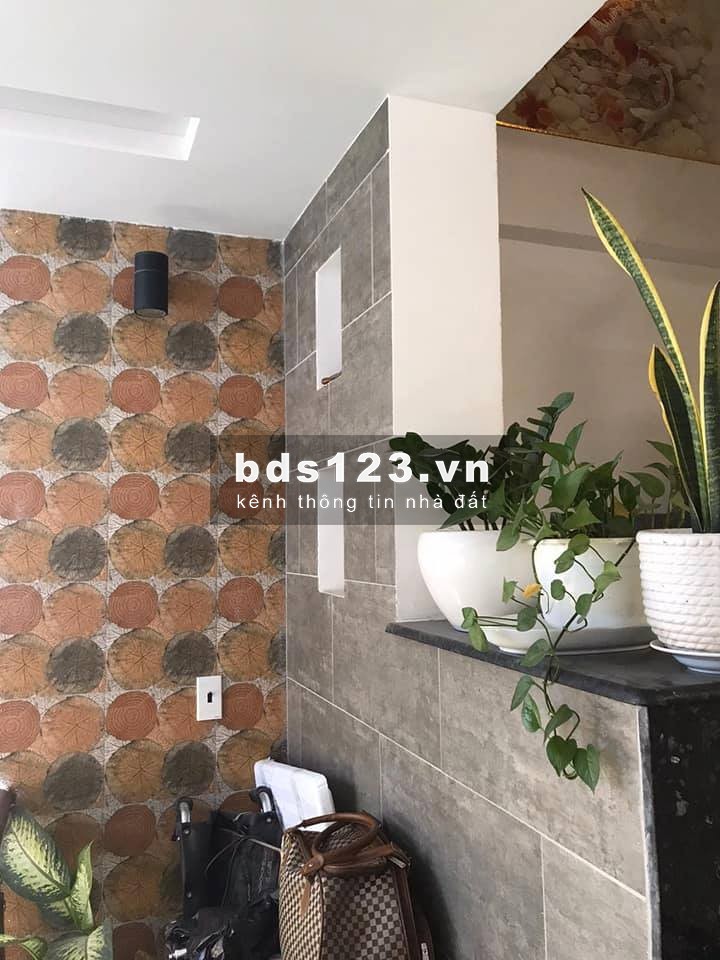 Cần bán gấp-41m2 Lương Hữu Khánh-Quận 1-4 tầng kiên cố-Gần MT-Hẻm 4m thông-8.9 tỷ