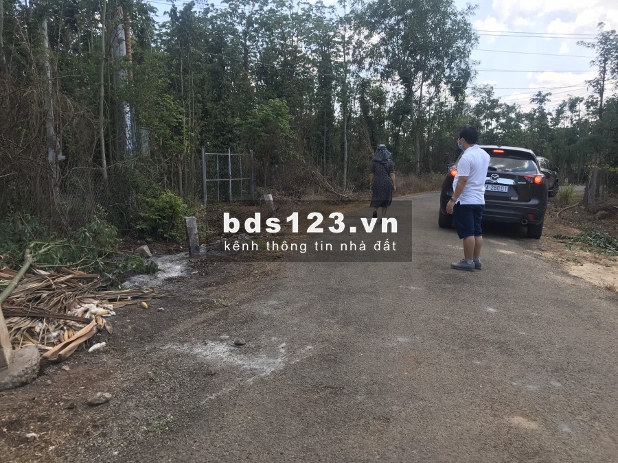cần bán 9000m2 đất tại Huyện Châu Đức ngay khu dân cư. Chỉ 850 triệu/ sào