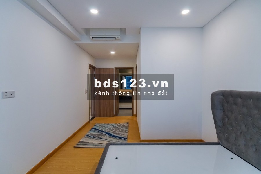 Căn hộ Silver House - Sunwah Pearl, 2PN DT 105m2 đầy đủ nội thất cao cấp giá chỉ 21 triệu