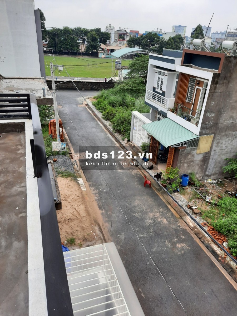 Bán gấp nhà đường số 6, Phường Linh Xuân,Thủ Đức,LH 0909428959.