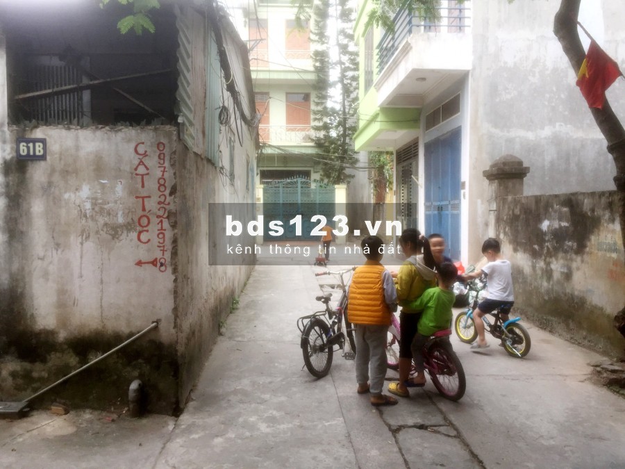 Chính chủ cho thuê nhà C4 diện tích 32m2 khép kín tại xã Vĩnh Quỳnh, Thanh Trì, Giá 2tr/th