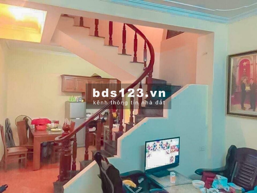 BÁN NHÀ MẶT PHỐ XUÂN LA Ô TÔ TRÁNH, 65m2x4T, giá 8.5 tỷ