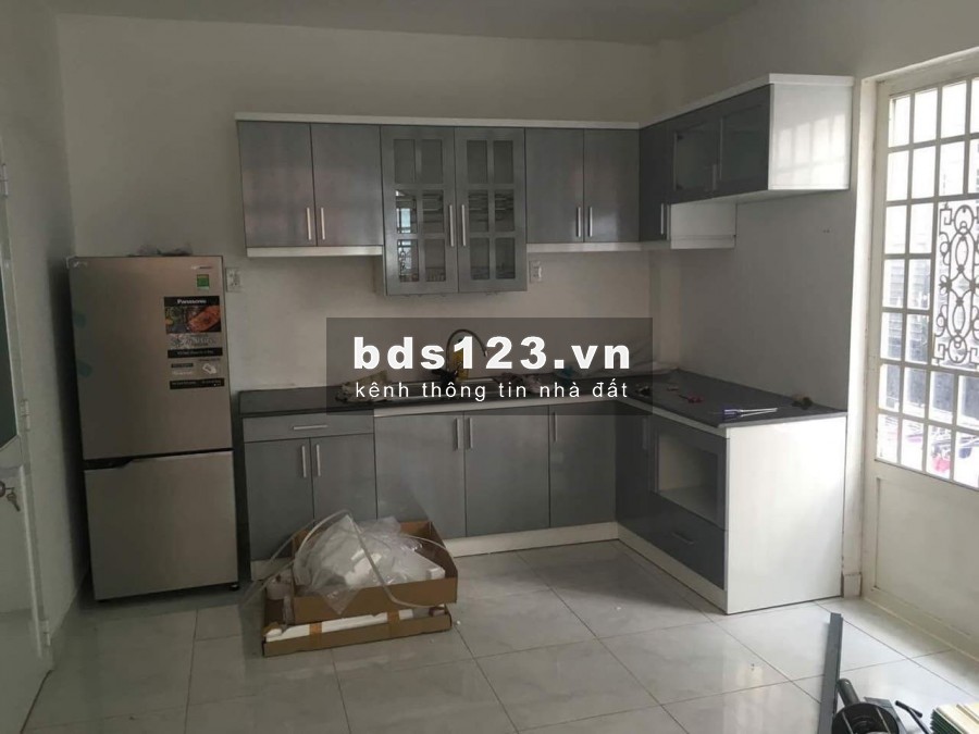 Bán Nhà Phú Nhuận 80m2-Ngang 6m 3 tầng BTCT giá chỉ 5tỷ5