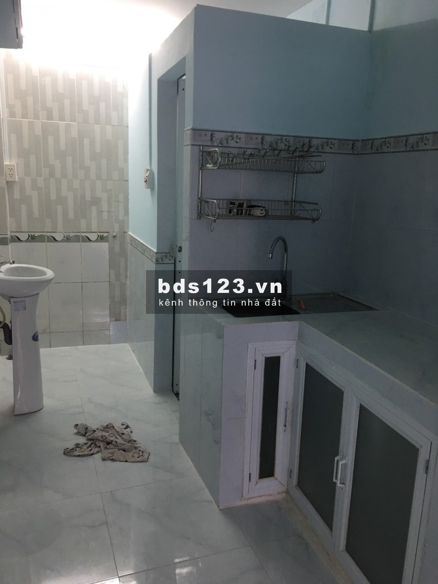 Hẻm 60/91 LVB Nhà 1 lầu sổ hồng riêng quận 7.