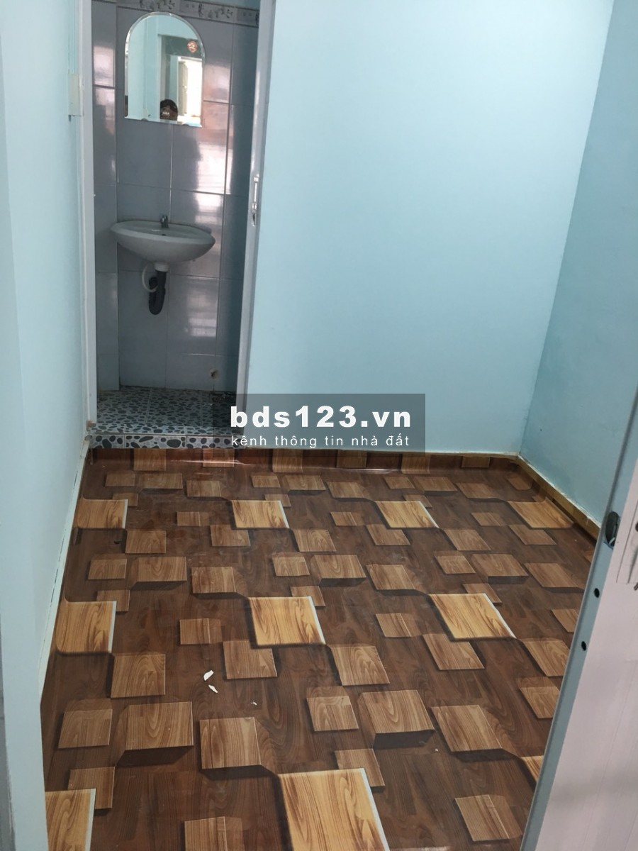 Hẻm 60/91 LVB Nhà 1 lầu sổ hồng riêng quận 7.