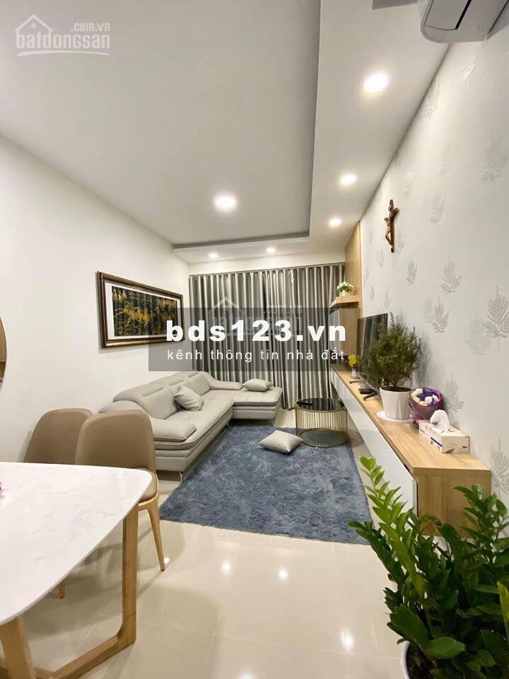 Trống căn hộ tầng cao view thoáng tại cc Saigon Gateway, dtsd 90m2, 3 PN, giá 9 triệu/tháng, LHCC