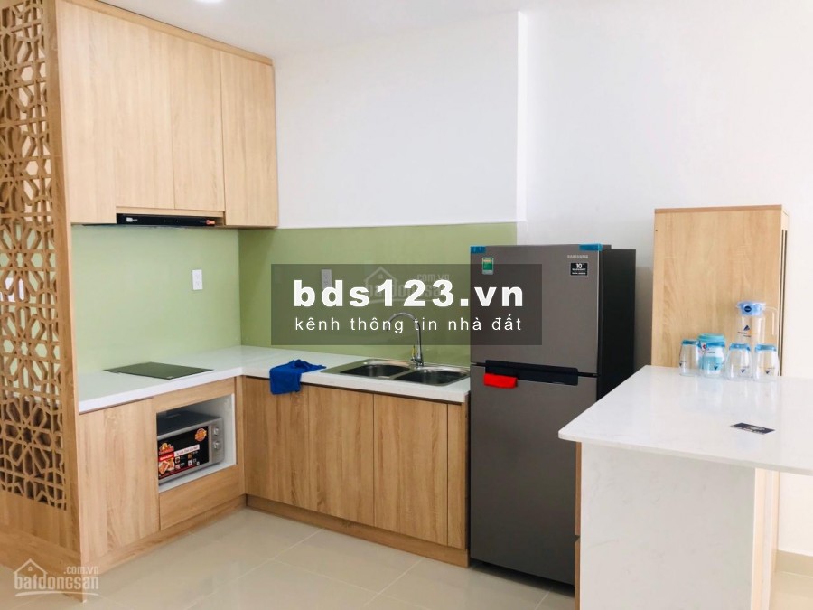 Trống căn hộ tầng cao view thoáng tại cc Saigon Gateway, dtsd 90m2, 3 PN, giá 9 triệu/tháng, LHCC