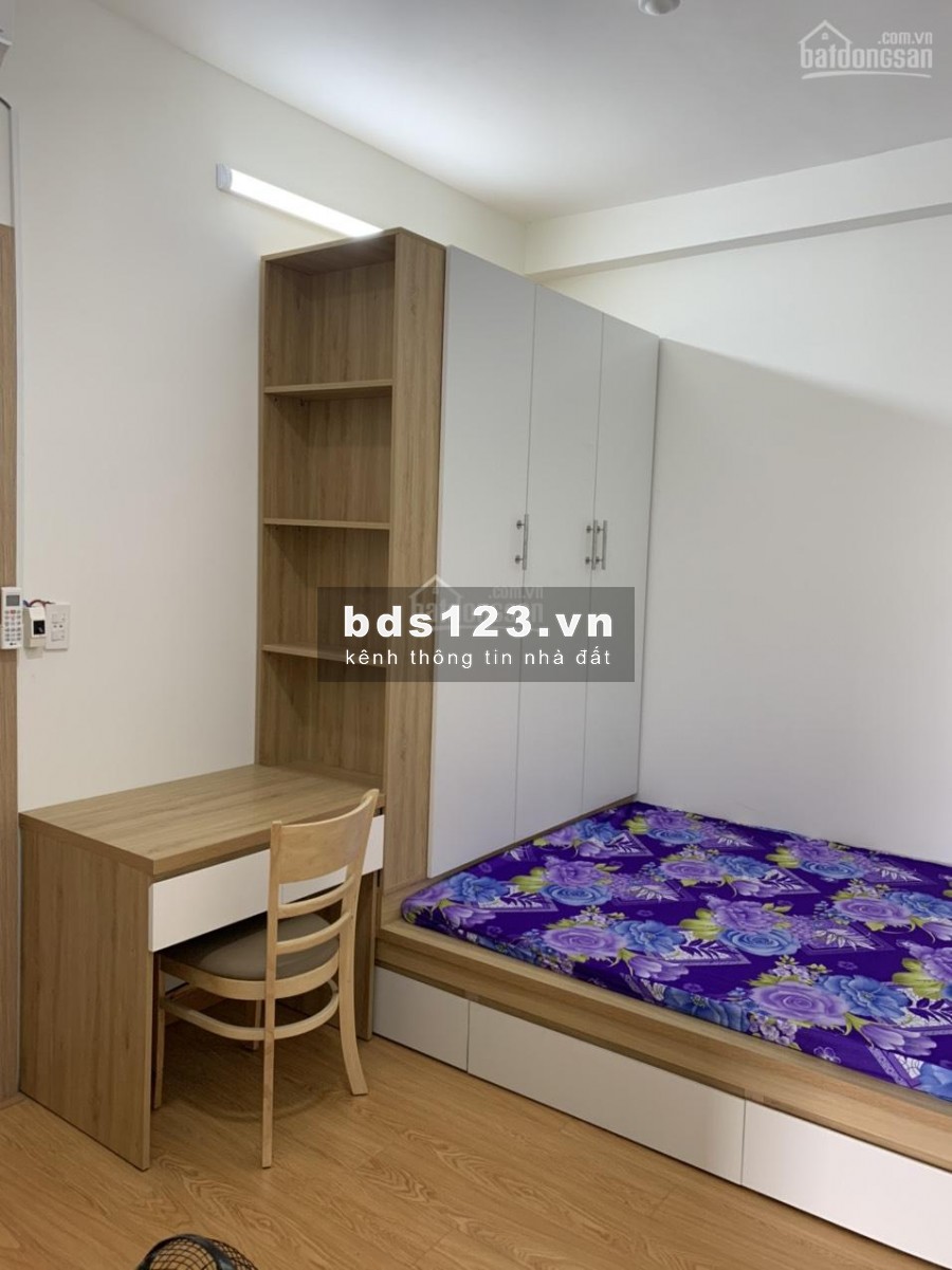 Trống căn hộ tầng cao view thoáng tại cc Saigon Gateway, dtsd 90m2, 3 PN, giá 9 triệu/tháng, LHCC