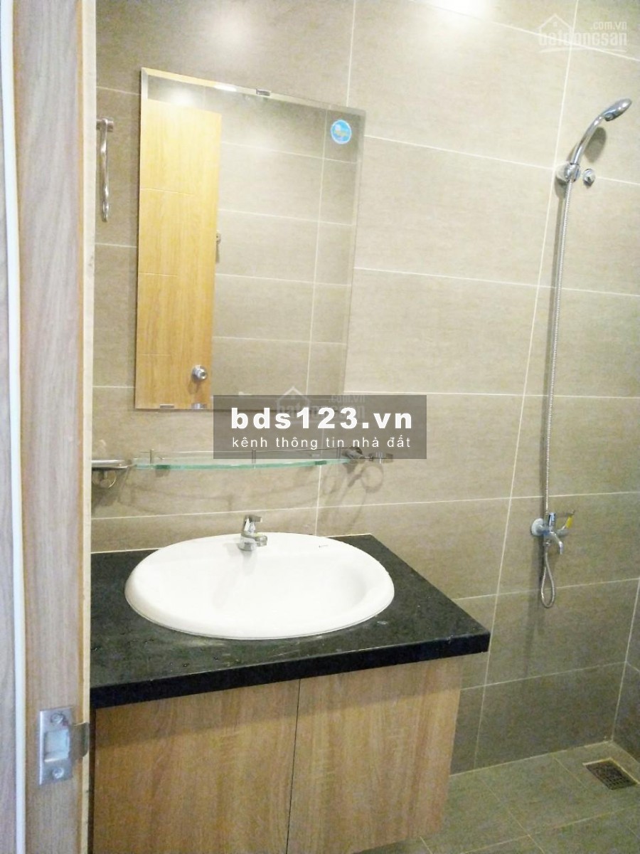 Trống căn hộ tầng cao view thoáng tại cc Saigon Gateway, dtsd 90m2, 3 PN, giá 9 triệu/tháng, LHCC