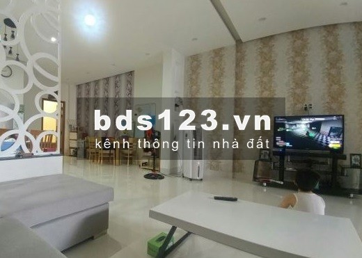 Ô tô 6m! bán nhà đường Huỳnh Văn Bánh phú nhuận 49m2, giá chỉ 5ty1