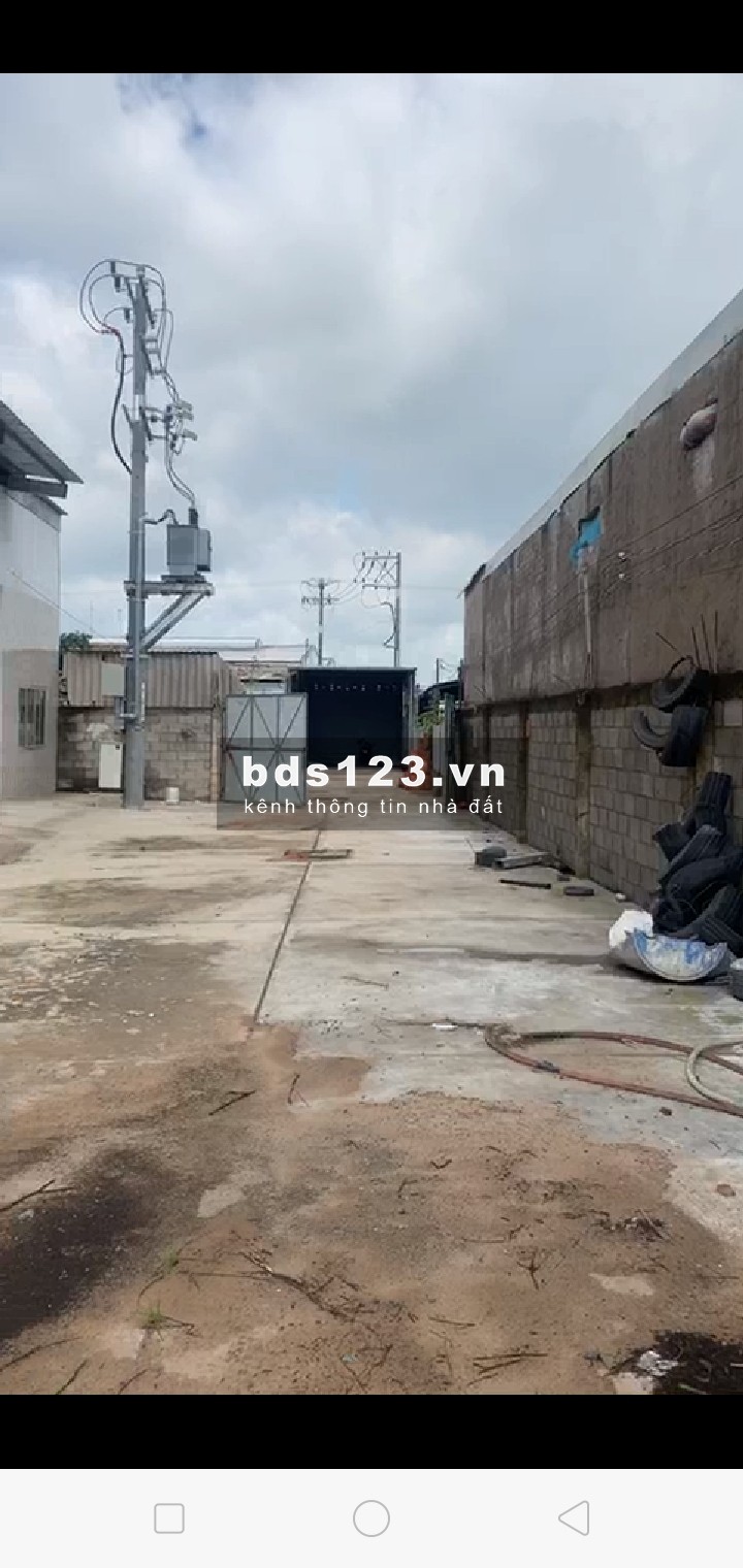 Cho thuê kho ở xã Mỹ Yên đường container 20 feet diện tích 2350m2 giá giá 45 triệu/tháng