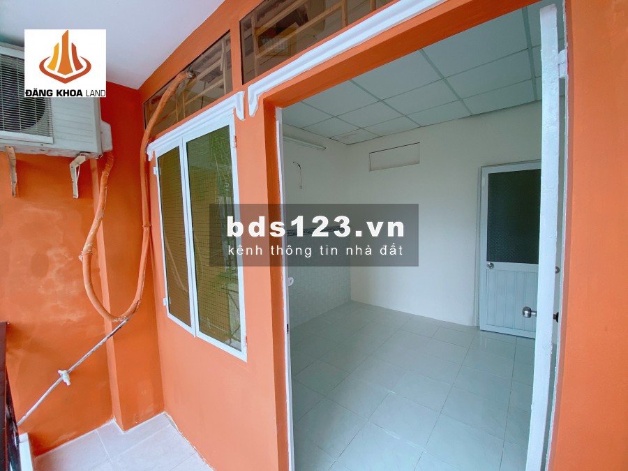 Kẹt tiền cần bán nhà 1 trệt 1 lầu còn mới đường số 6, phường Hiệp Bình Phước, Thủ Đức