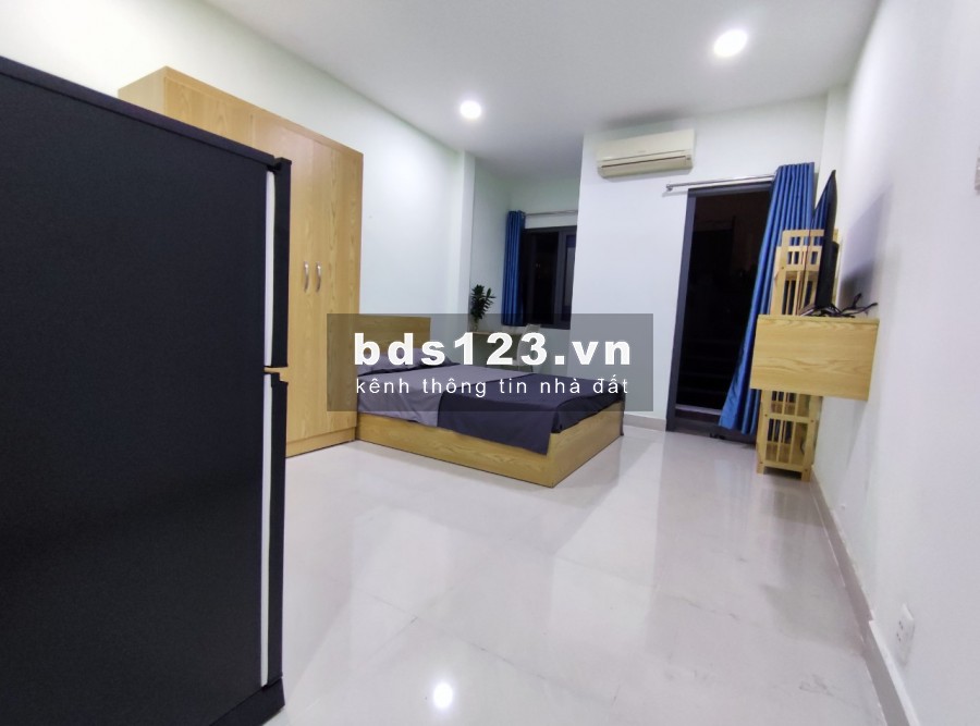 CHDV mới xây, ban công, full nội thất, đường Hồng Hà.TB