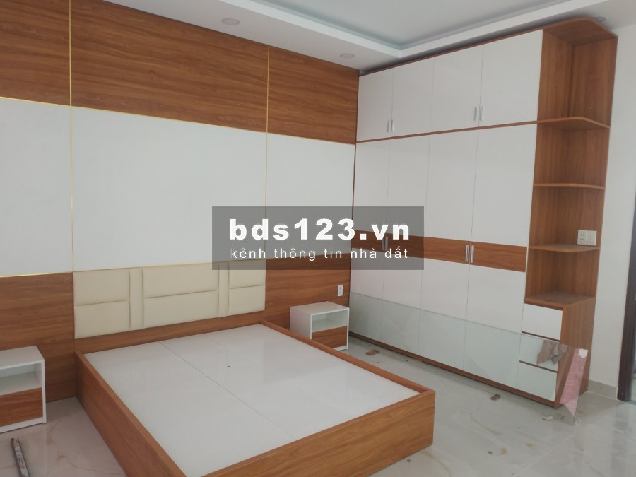 Bán nhà gần chợ Bình chánh với nhiều ưu đãi
