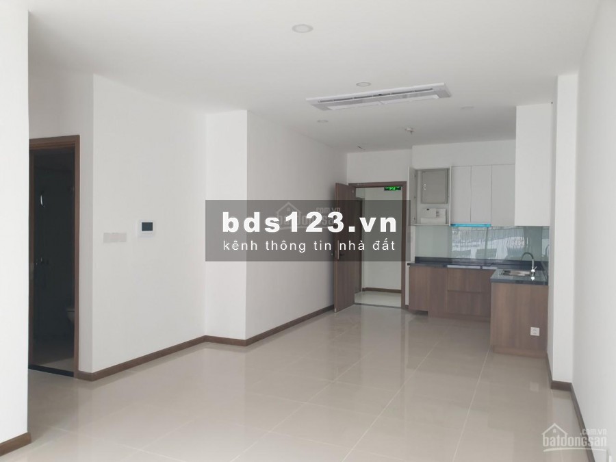 Chủ cần cho thuê căn hộ tầng cao, nội thất cơ bản cc Saigon Pearl rộng 90m2, giá 17 triệu/tháng