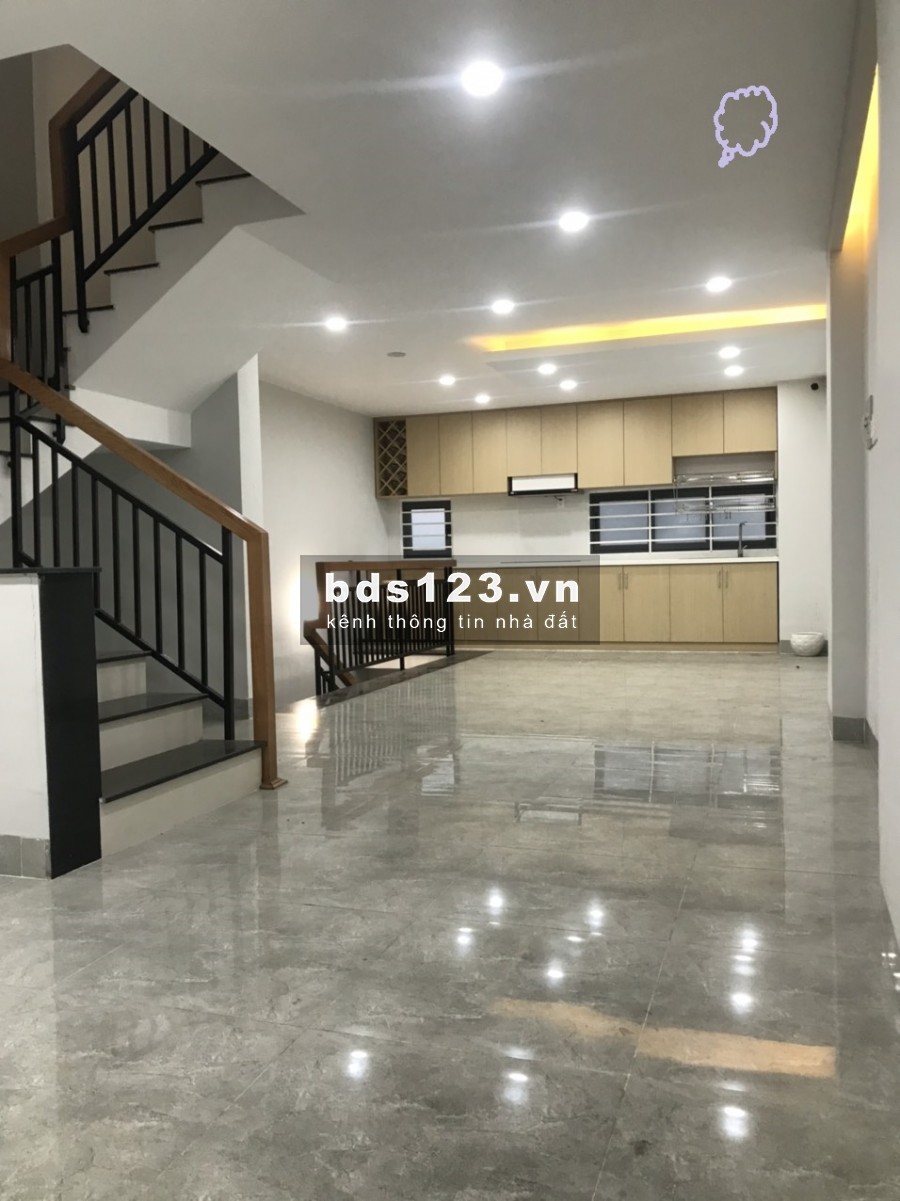 Nhà mới MT Phú Thọ Hòa Lững ,3L,ST, 5PN,6WC Full ML