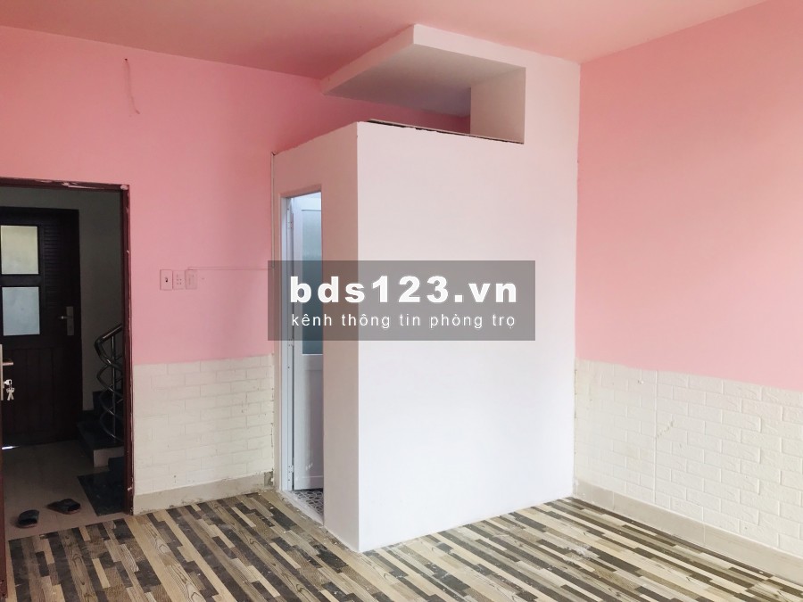 Phòng trọ Quận 8 25m² giờ giấc tự do, có máy lạnh.