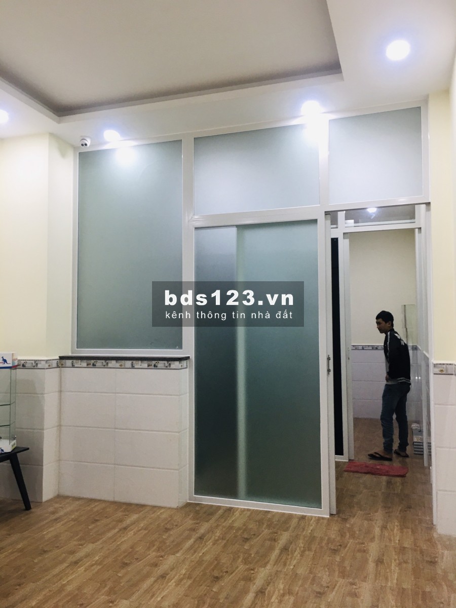 Nhà mới HXT TKTQ Trệt, 2L, ST,4PN,4WC