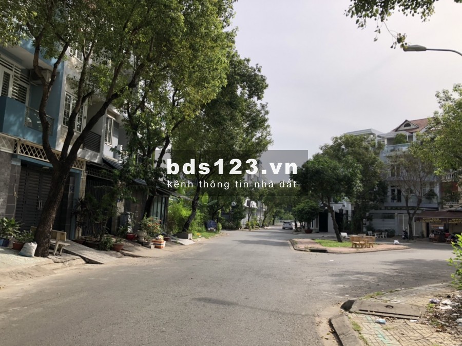 Nhà 3 lầu MTĐ số 32 an phú Hưng quận 7.
