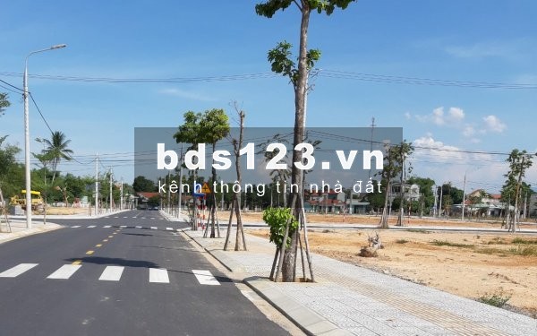 Ngân hàng thanh lý cuối năm giá rẻ 1ty490 sổ đỏ công chứng
