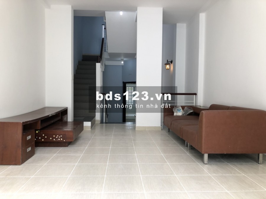 Nhà 3 lầu MTĐ số 32 an phú Hưng quận 7.