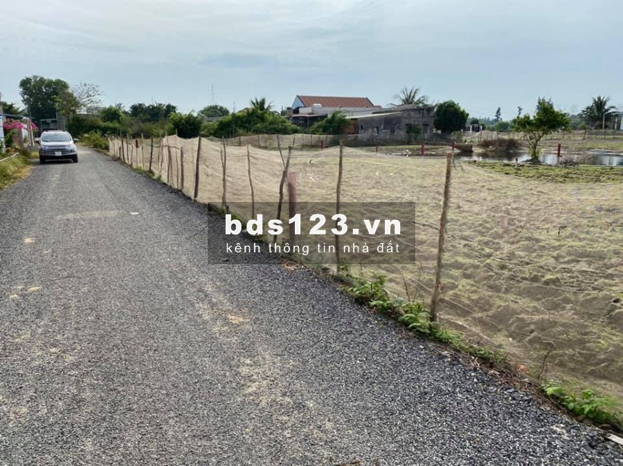 Bán 319m2 đất ven biển Hồ Tràm Xuyên Mộc BRVT giá chỉ 2 tỷ xxx / nền