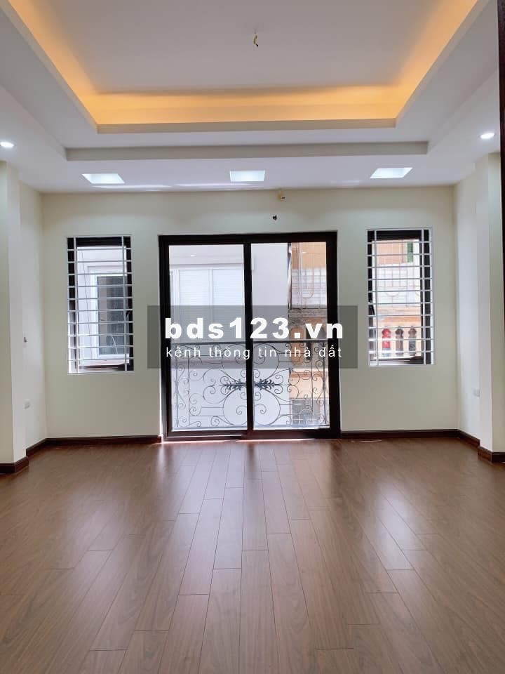 Bán nhà Phúc Lợi Long Biên 5t, ngõ ô tô, chỉ 2.45 tỷ