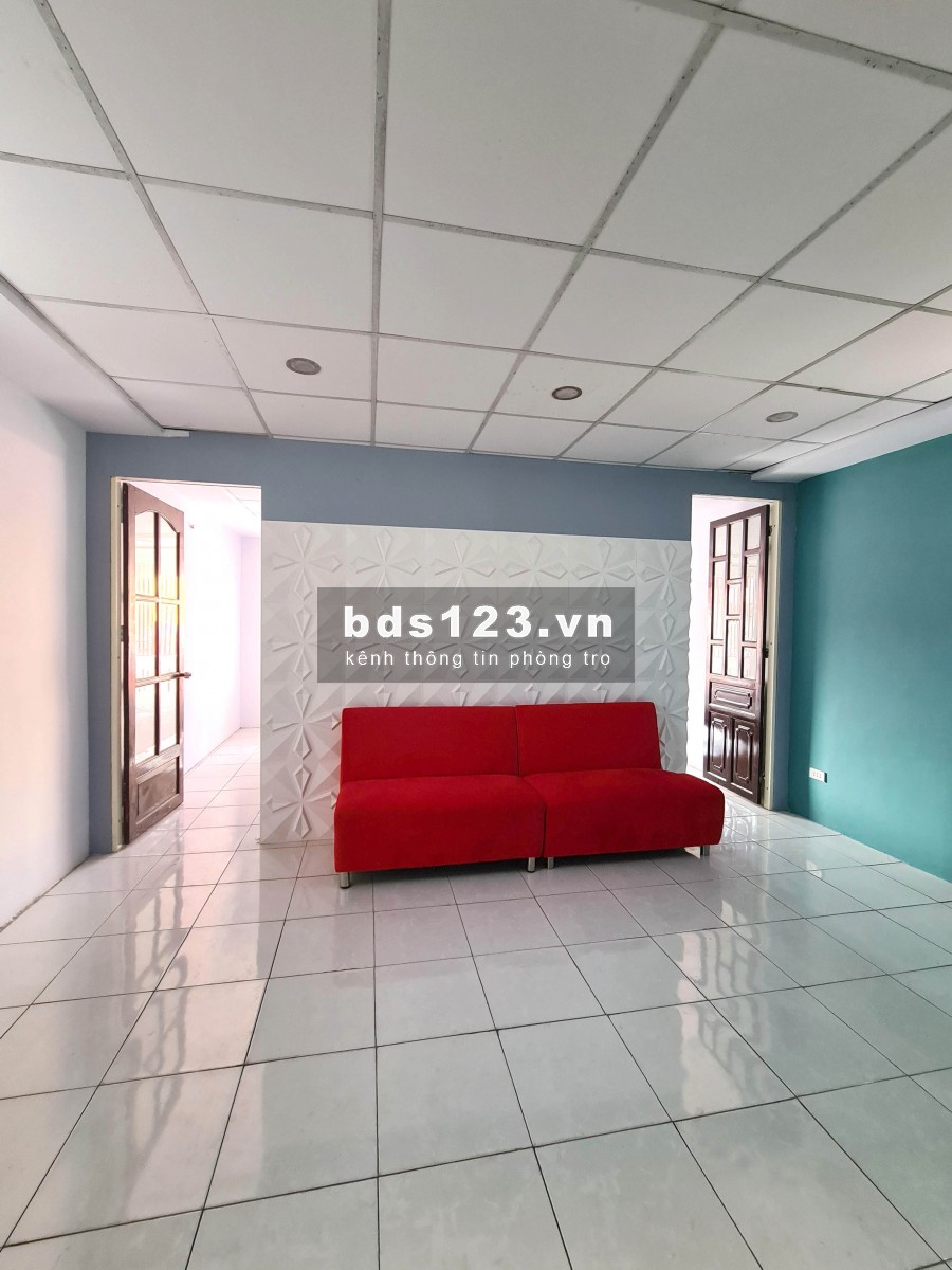 Phòng 55m2, 2 phòng ngủ, 1 phòng khách, bếp - 156/1 Cộng Hoà, P12, Q. TB