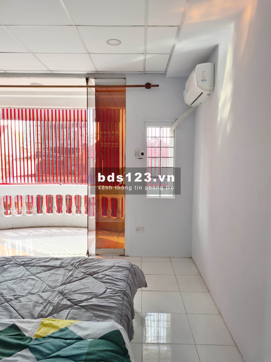 Phòng 55m2, 2 phòng ngủ, 1 phòng khách, bếp - 156/1 Cộng Hoà, P12, Q. TB