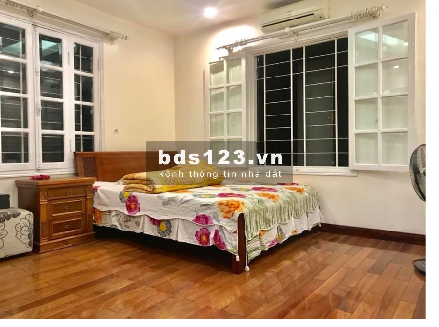 BÁN NHÀ HOÀNG QUỐC VIỆT, CẦU GIẤY 45M2X5T, PHÂN LÔ GARA, 5,75 TỶ.