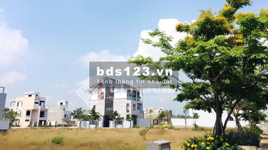 ĐẤT NỀN BIỆT THỰ FPT CITY- 216M2