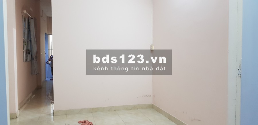 Kẹt tiền bán luôn 1.85 tỷ nhà 2 mặt tiền thị trấn Hóc Môn, SHR 41m2