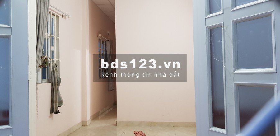Kẹt tiền bán luôn 1.85 tỷ nhà 2 mặt tiền thị trấn Hóc Môn, SHR 41m2
