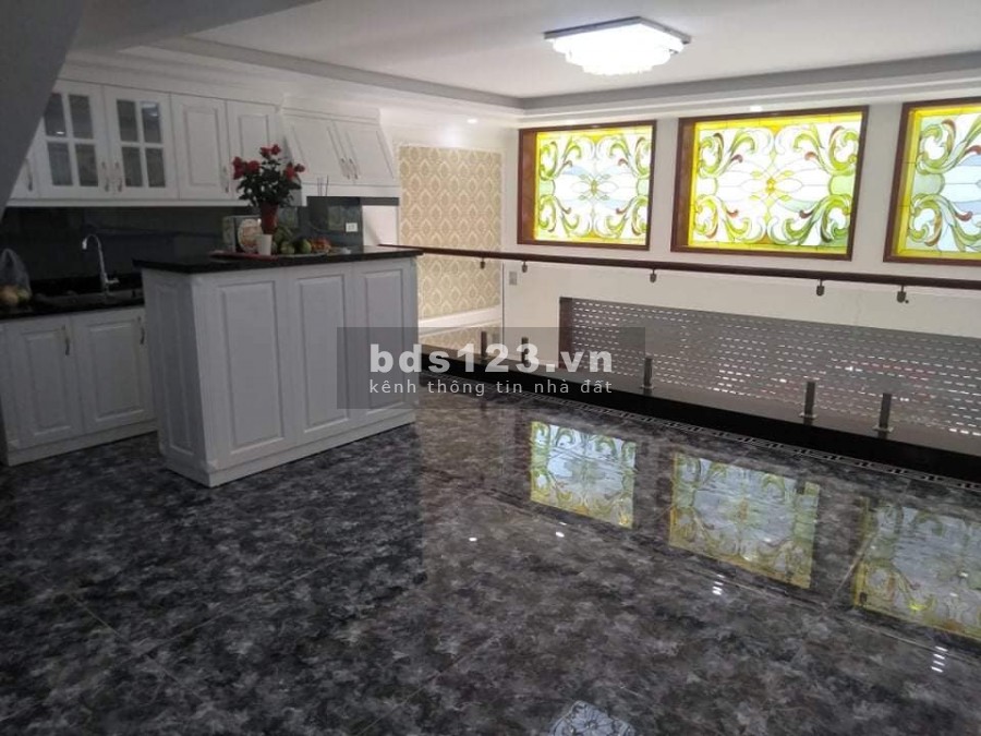 Bán nhà Minh Khai 45m2 6T, kinh doanh sầm uất, gara ô tô,Cạnh Time city, giá rẻ hơn 5 tỷ