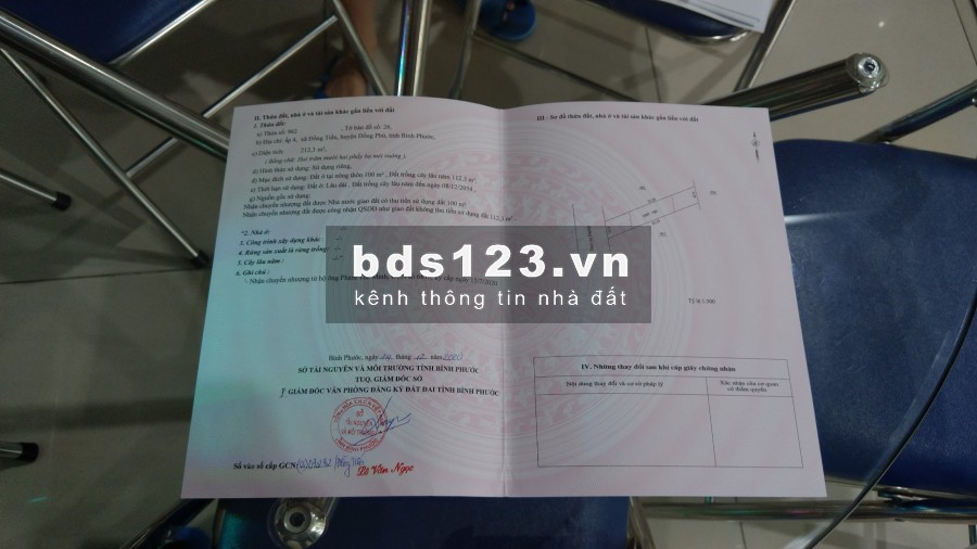 Còn 01 lô duy nhất giá cực tốt .sổ riêng công chứng ngay và luôn. 210m2, 100m Thổ Cư. Giá chỉ 580TR