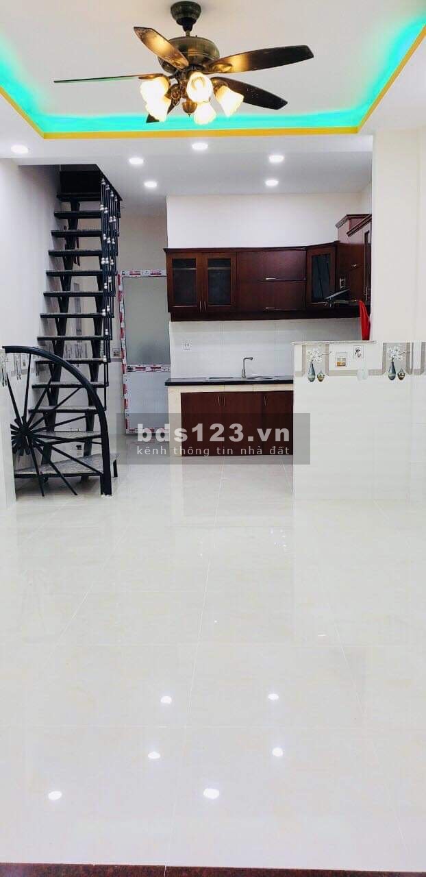 Bán nhà đường Phú Thọ Hòa, quận Tân Phú, 30m2, Giá chỉ 3.35 tỷ
