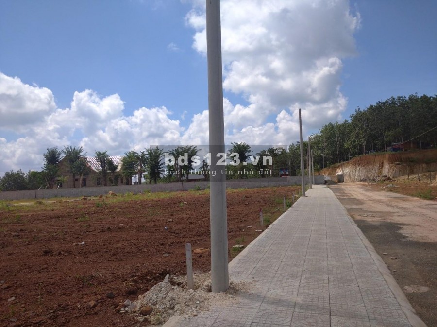 Cần Bán Đất Ngộp quốc lộ 14, xã đồng tiến, Đồng Phú - Bình Phước
