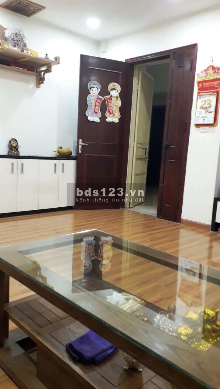Bán căn hộ tòa K đẹp nhất KĐT Việt Hưng, 70m2 giá 1,320 tỷ LH 0366735565