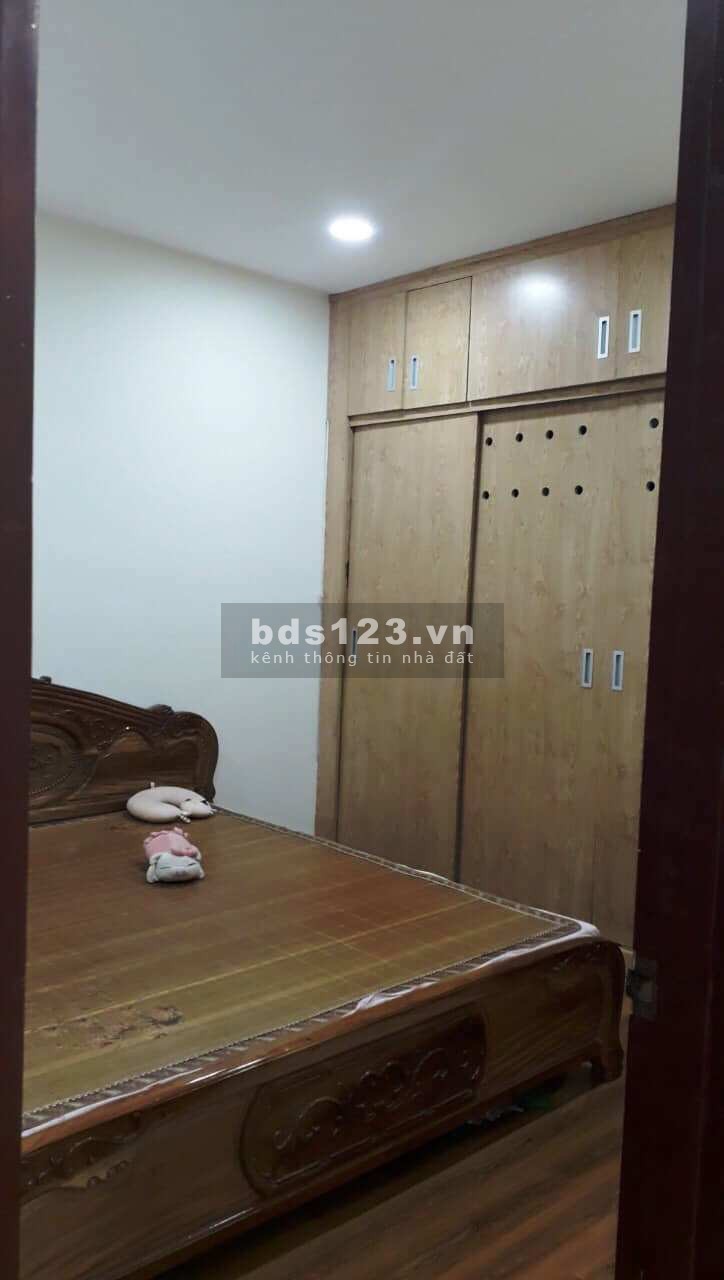 Bán căn hộ tòa K đẹp nhất KĐT Việt Hưng, 70m2 giá 1,320 tỷ LH 0366735565